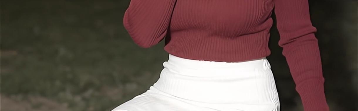 半岛体育官网-这才是40岁左右的女性该有的穿搭