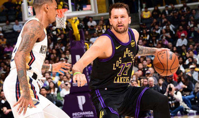 湖人110-101击败鹈鹕！东契奇创50年队史纪录，老詹创3个NBA纪录