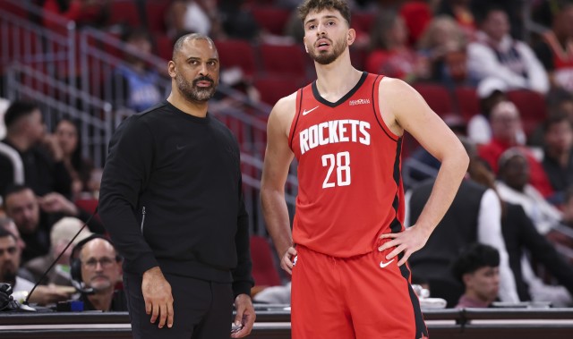 半岛体育官方网站-乌度卡谈申京：他打得很有侵略性 一直在做正确的判断