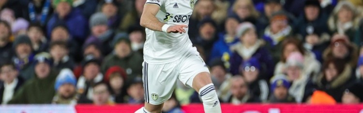 半岛体育-佩杜拉：佛罗伦萨即将签下利兹联边锋哈里森，但仍在关注巴尔丹齐