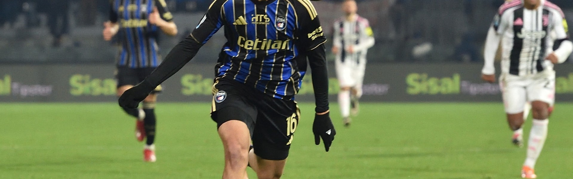 半岛体育官网-斯基拉：布冯儿子可能在冬季出租离队锻炼，意乙球队对他感兴趣