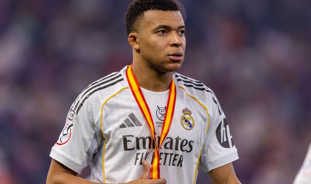 半岛体育-10年生涯9位主帅！姆巴佩历任主教练：安帅、阿隆索、图赫尔在列